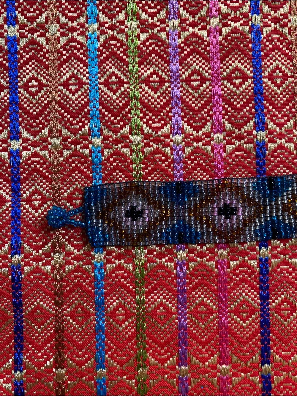 vintage third eye Guatemalan beaded bracelet small